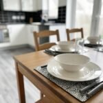 Enjoy a comfortable stay at Short Let Apartments in Luton, with convenient access to transport links, local attractions, and business hubs.