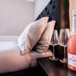 Serviced Apartments Essex in Colchester with WiFi, kitchen, parking, and easy access to transport, business parks, and sights. Book Now