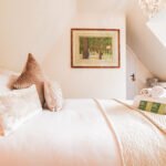 Book Cheap Hotel Alternatives near Chelmsford with our Essex Serviced Apartments! Our furnished 2-bed flat is great for corporate short lets.