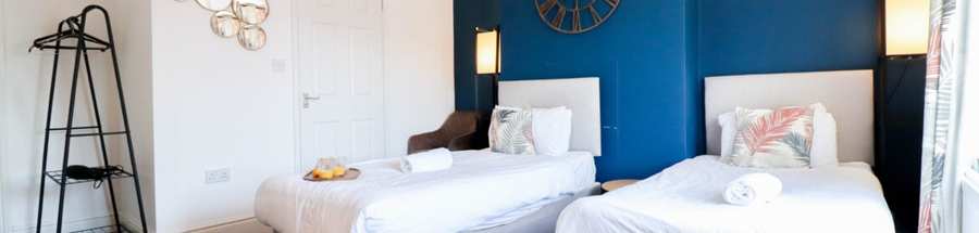 Serviced Apartments in Coventry for Short Stays | Urban Stay Serviced Apartments in Coventry near city centre with free parking, great transport links, shops, restaurants, and nearby business parks.