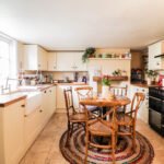 Book Cheap Hotel Alternatives near Chelmsford with our Essex Serviced Apartments! Our furnished 2-bed flat is great for corporate short lets.