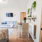 Spacious 4-bedroom serviced apartments Portsmouth near key transport and attractions. Perfect for families and business travellers. Book Now