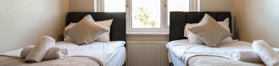 Luton Serviced Apartment | Comfortable Stay with Urban Stay Comfortable Luton Serviced Apartment with 4 bedrooms, a fully equipped kitchen, and great transport links, perfect for business and leisure.