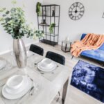 Enjoy spacious Luton serviced apartments with private parking near London Luton Airport, perfect for business and leisure stays. Book Now!