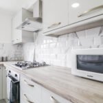 Enjoy spacious Luton serviced apartments with private parking near London Luton Airport, perfect for business and leisure stays. Book Now!