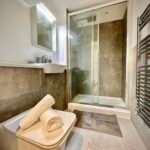 Modern Bristol Serviced Apartments in Nailsea by Urban Stay, near transport links, business hubs, and local attractions. Book Now