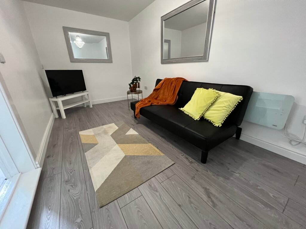 Leicester Road House