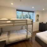 Serviced accommodation in Vauxhall with 3 bedrooms, full kitchen, and great transport links. Ideal for families and business travellers.