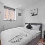 Book Corporate Accommodation Wandsworth with Urban Stay. Modern apartments near transport links and business hubs.