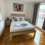 Discover modern family accommodation in Stevenage with easy access to London. Enjoy comfort, convenience, and fast transport.