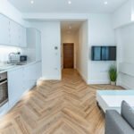 Book Short Let Rentals in Reading, your ideal corporate accommodation for 1 week, 1 month or longer. We offer cheaper rates than hotels!