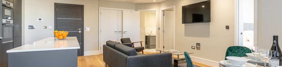 Luxury Accommodation in Reading – Bond House | Urban Stay Experience luxury accommodation in Reading for short lets and corporate relocation to Berkshire. Central location near Reading Station.
