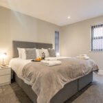 Experience luxury accommodation in Reading for short lets and corporate relocation to Berkshire. Central location near Reading Station.
