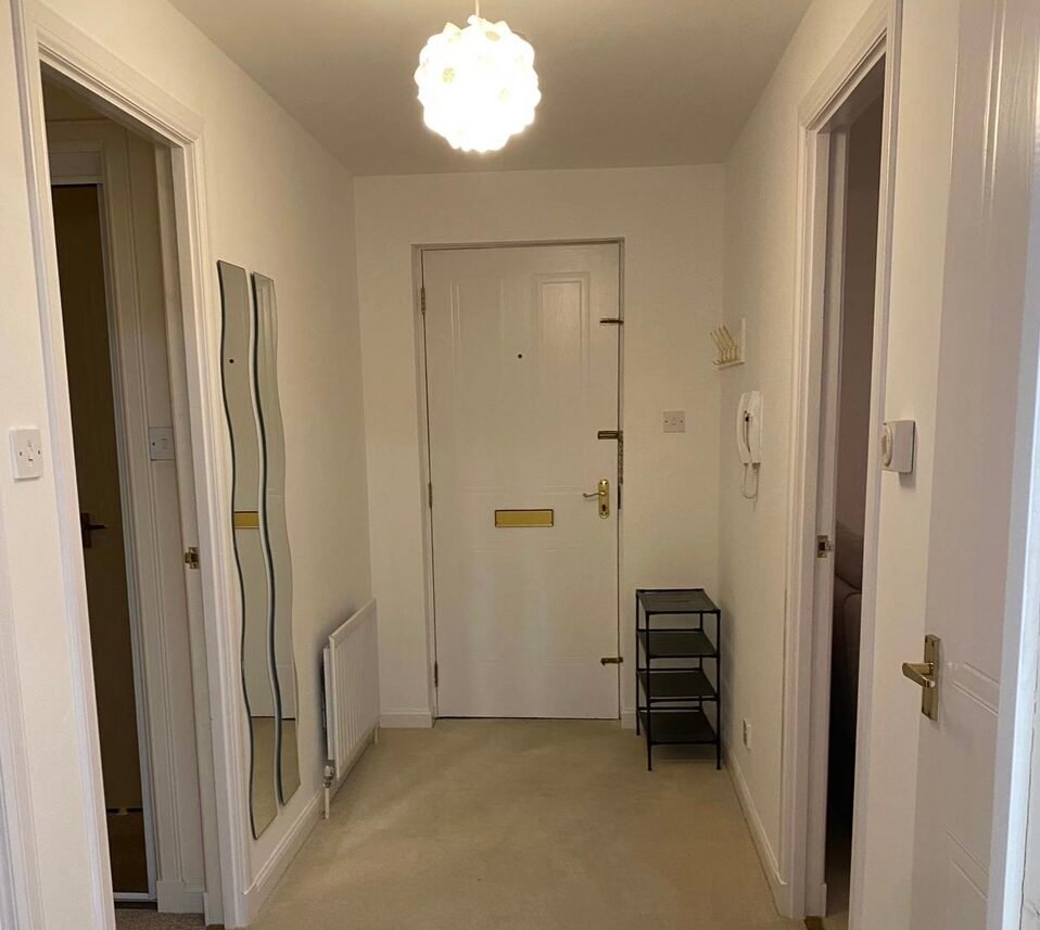 Holiday Apartments Aberdeen Scotland | Urban Stay Discover-the-best-Holiday-Apartments-Aberdeen-with-easy-access-to-shopping,-dining,-and-local-attractions-for-a-comfortable-stay.