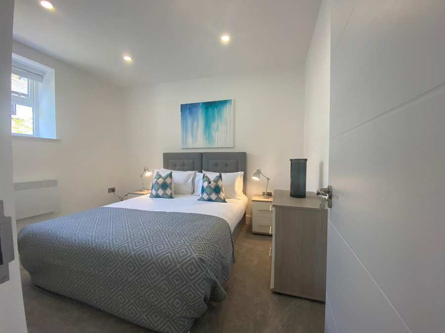 Book Short Let Apartments Cumbria for a peaceful stay with easy access to attractions and transport. Ideal for families and groups.