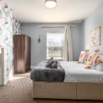 Book Serviced Apartments Bedford for groups, business stays or family holidays. Our short let accommodation with parking is near Bedford station
