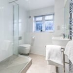 Book stylish holiday rentals in Reading. Enjoy modern apartments with excellent transport links, perfect for business or leisure stays.