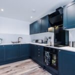 Book Short Let Apartments Hull for serviced, furnished stays near the city centre. Perfect for short breaks or extended visits.
