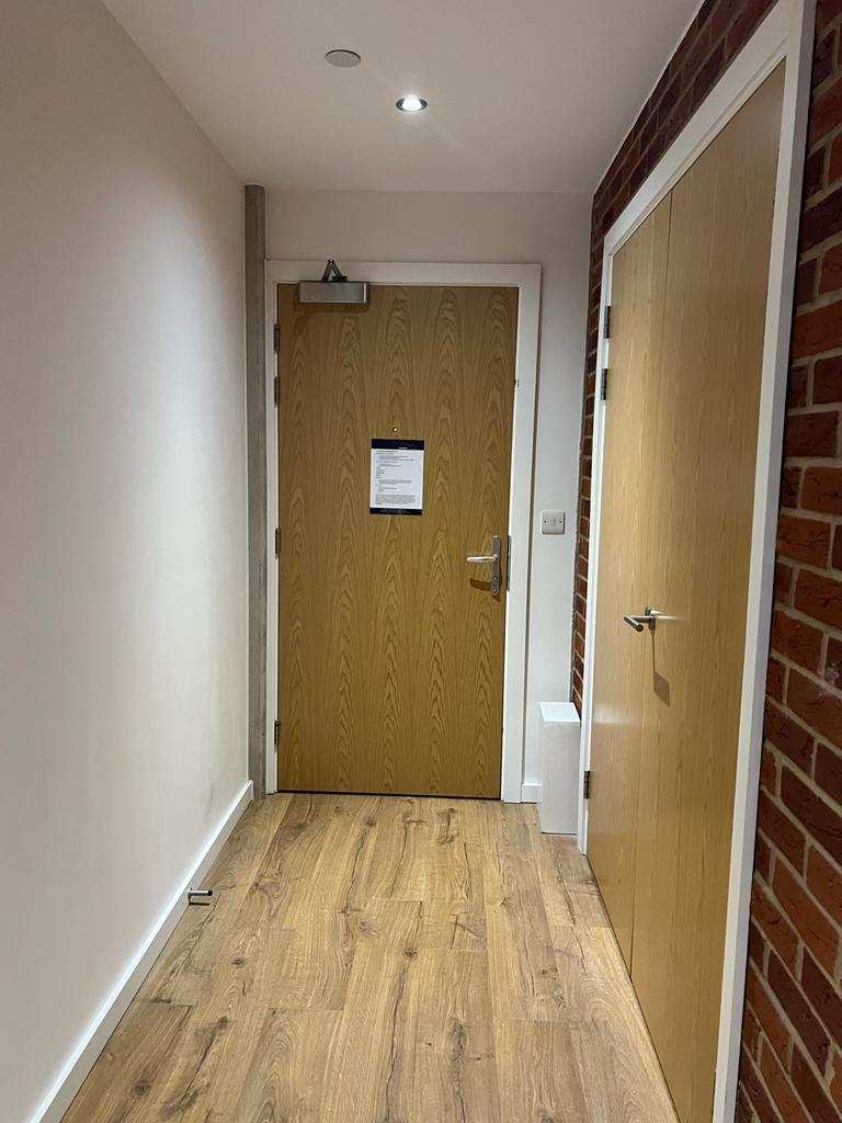 Watford Serviced Apartments North London | Urban Stay Stylish-Watford-Serviced-Apartments-at-9-Station-Road-near-Watford-Junction.-Perfect-for-business-or-leisure,-with-London-links.-Book-Now