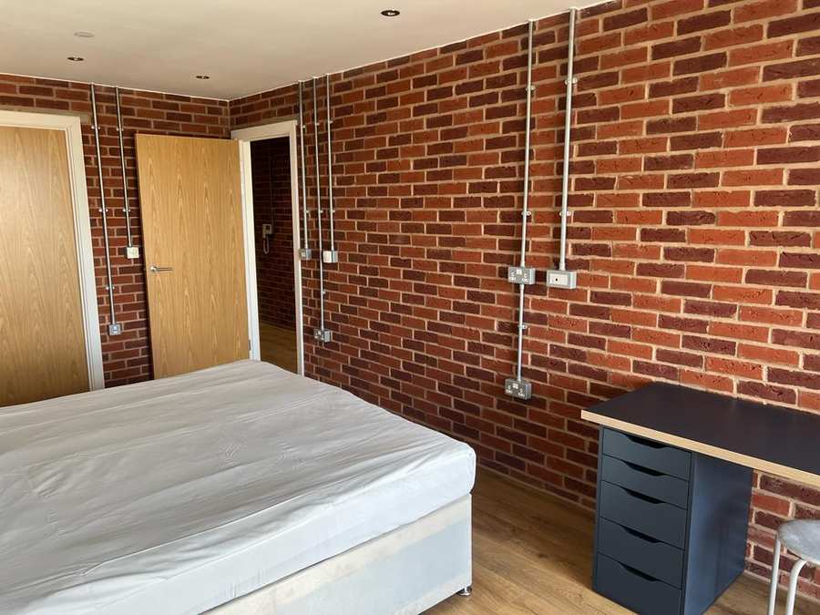 Watford Serviced Apartments North London | Urban Stay Stylish-Watford-Serviced-Apartments-at-9-Station-Road-near-Watford-Junction.-Perfect-for-business-or-leisure,-with-London-links.-Book-Now