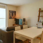 Canary Wharf Executive Apartments London | Modern & Affordable Apartments | Free Wifi | 24/7 Emergency Support | Urban Stay