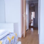 Our Short Term Apartments Luton offer 5-bedroom accommodation near Luton Airport. Perfect for teams, families, and business travellers!