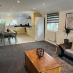 Modern Horley Serviced Apartment near Gatwick Airport with Wi-Fi, transport links, business hubs, shops, theatre, and countryside attractions