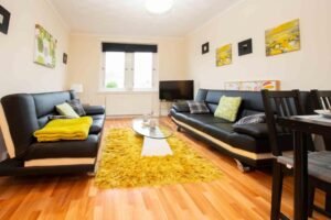 Stay at Premier Chapel Street, part of Glasgow Short Let Apartments. Enjoy Wi-Fi, parking, and easy access to business and city attractions.