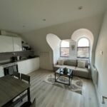 Chertsey Serviced Apartments with parking near Thorpe Park, Heathrow, and London. Perfect for business and leisure stays in Surrey.