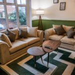 Book Short Let Apartments Crawley at Maiden Lane. Enjoy modern comfort, easy access to Gatwick Airport, transport links, & local attractions.