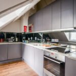 Modern London Holiday Accommodation near Bank, Cannon Street and London Bridge. Stay close to attractions, business hubs, and transport links.