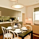 Modern London Holiday Accommodation near Bank, Cannon Street and London Bridge. Stay close to attractions, business hubs, and transport links.