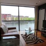 Explore Manchester Serviced Apartments with Urban Stay. Stay near Spinningfields, Deansgate, Old Trafford, and Etihad for short or long stays.