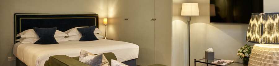 Knightsbridge Serviced Apartments in Central London | Urban Stay Book Knightsbridge Serviced Apartments located near Knightsbridge Tube Station & West End theatre at low-cost today.