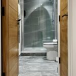 Horsham Serviced Accommodation with free parking near station, business parks and attractions. Ideal for business and leisure stays.Book now