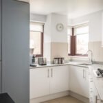 Kensington High Street Apartment offers Kensington Serviced Accommodation with Wi-Fi, parking, and great links to transport and attractions.