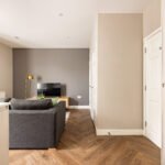 Stay at Short Let Apartments Plymouth in Mutley, Plymouth. Perfect for work or leisure, near transport, attractions, and local facilities.