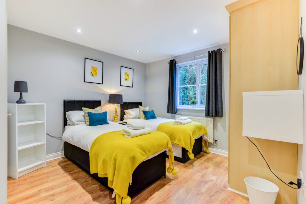 Maxwell Way Apartment