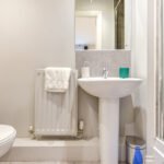 Modern corporate rentals in Crawley at Copthorne Court. Close to Gatwick, Manor Royal, and town centre. Ideal for business and leisure stays.