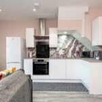 Modern short let apartments in Medway near transport, business parks & attractions. Ideal for professionals, tourists & families. Book Now