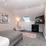 Modern short let apartments in Medway near transport, business parks & attractions. Ideal for professionals, tourists & families. Book Now