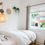 Holiday Rentals Manchester at Knowle Drive. Close to MediaCity, Trafford Centre, and transport hubs. Ideal for business and leisure stays.