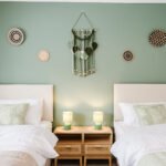 Holiday Rentals Manchester at Knowle Drive. Close to MediaCity, Trafford Centre, and transport hubs. Ideal for business and leisure stays.