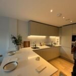 Modern holiday rentals Uxbridge West London. Book corporate accommodation and furnished short lets for holiday makers and business travellers. Book Now