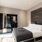 Comfortable Holiday Accommodation Medway near Gillingham with easy access to transport, attractions, and business parks. Book Now