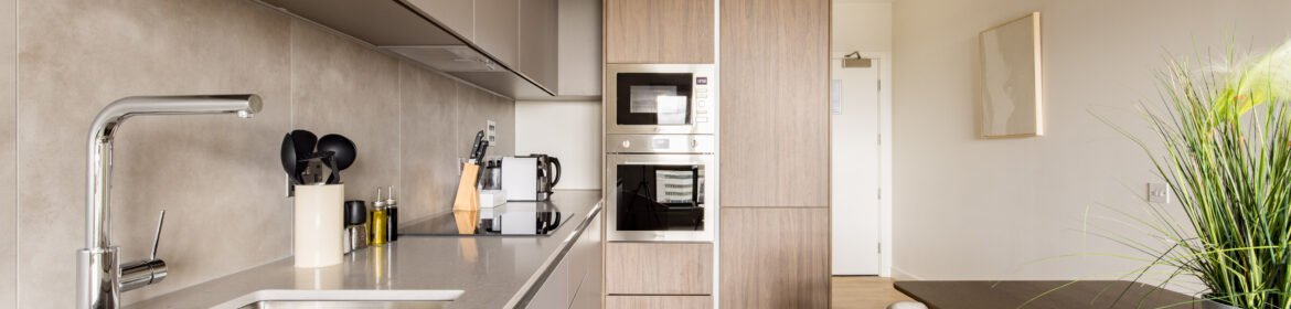 Ealing Serviced Accommodation For Leisure Stays | Urban Stay Stay at Ealing Serviced Accommodation with great transport links, attractions, and modern facilities in West London. Book Now