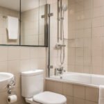 Kensington High Street Apartment offers Kensington Serviced Accommodation with Wi-Fi, parking, and great links to transport and attractions.
