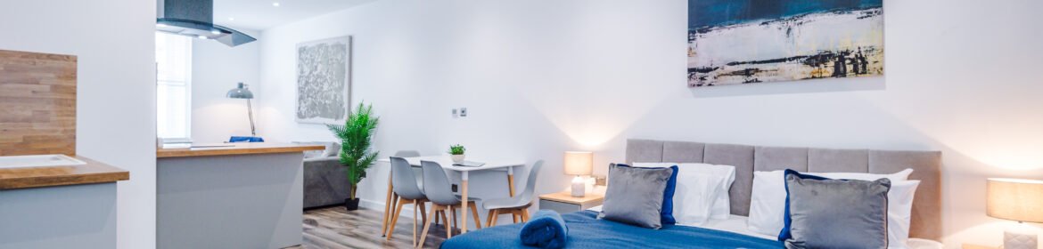 Serviced Accommodation in Hull For Leisure Stays | Urban Stay Book serviced accommodation in Hull for contractors, holidays and business stays. Enjoy furnished self-catering apartments for short lets