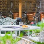 Luxury holiday rentals in Luton near the airport, business parks, and attractions. Perfect for short stays and corporate travel. Book Now