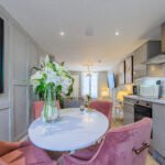 Luxury holiday rentals in Luton near the airport, business parks, and attractions. Perfect for short stays and corporate travel. Book Now